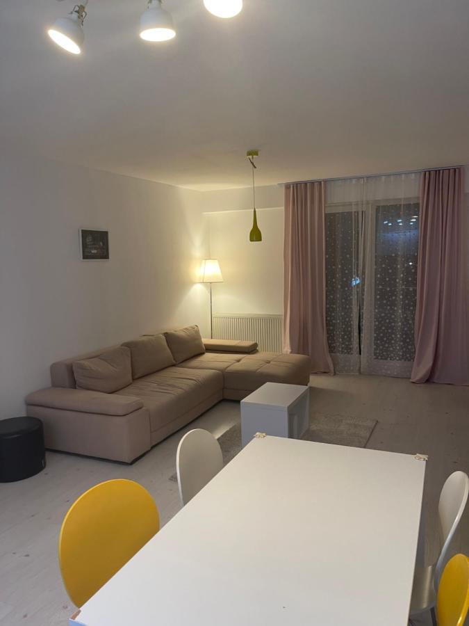 Tranzzit Airport Apartment II Otopeni Bagian luar foto