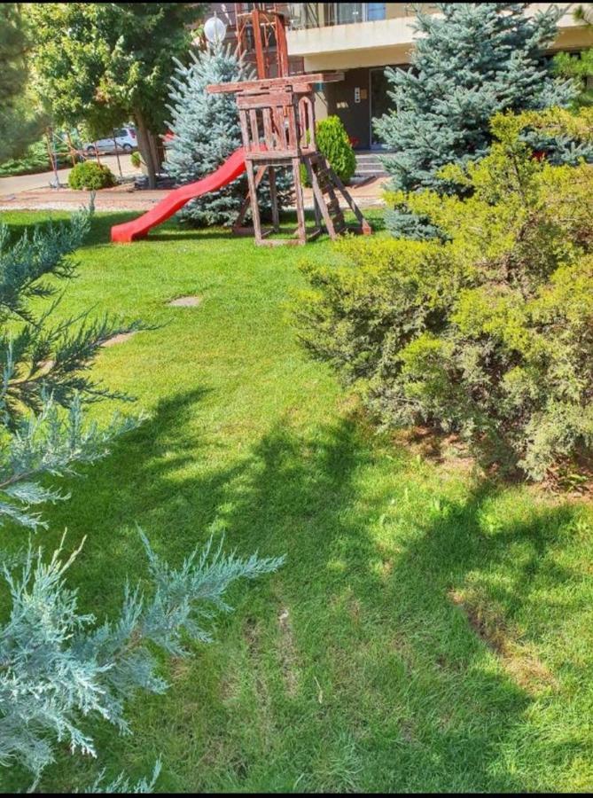 Tranzzit Airport Apartment II Otopeni Bagian luar foto