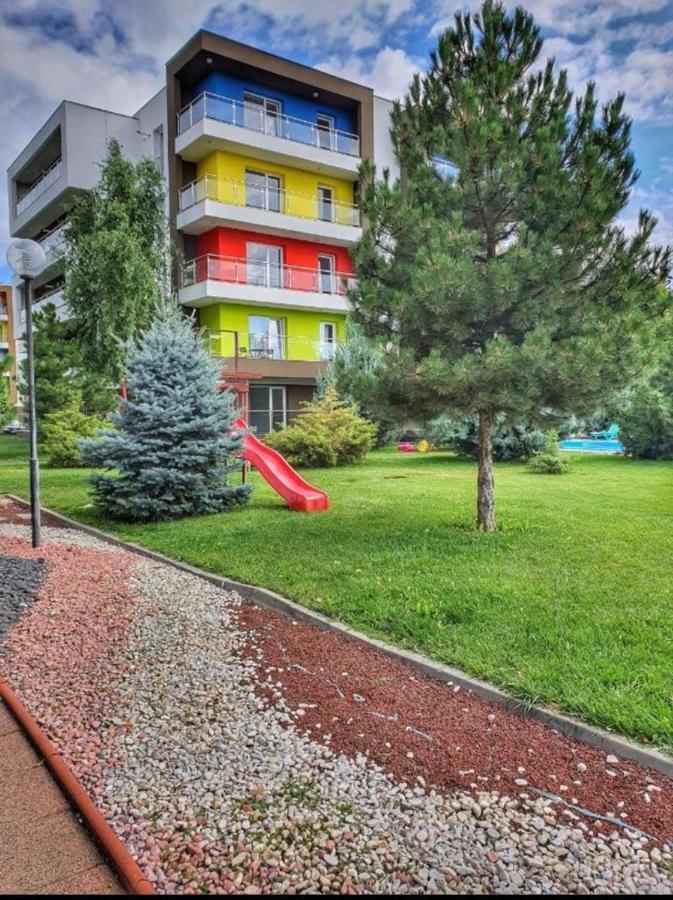 Tranzzit Airport Apartment II Otopeni Bagian luar foto